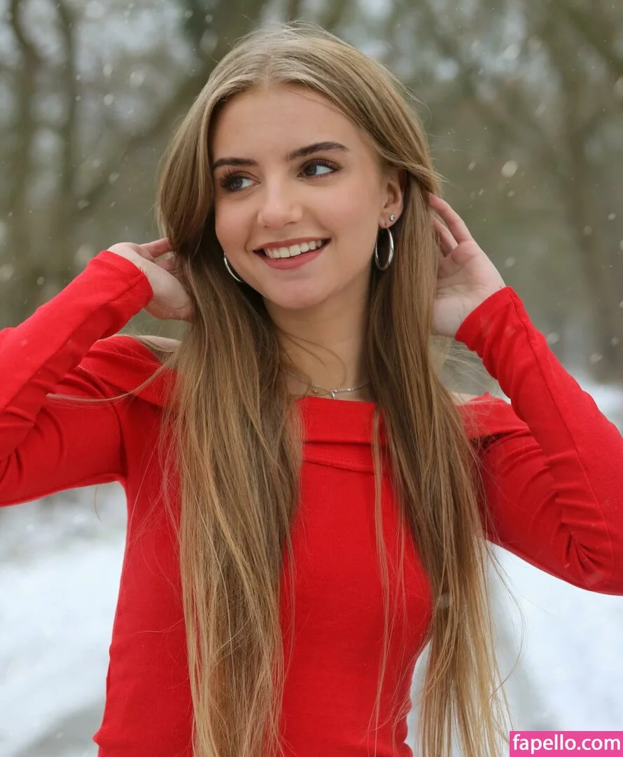 ichbinanny / shainny_1 Onlyfans Photo Gallery 