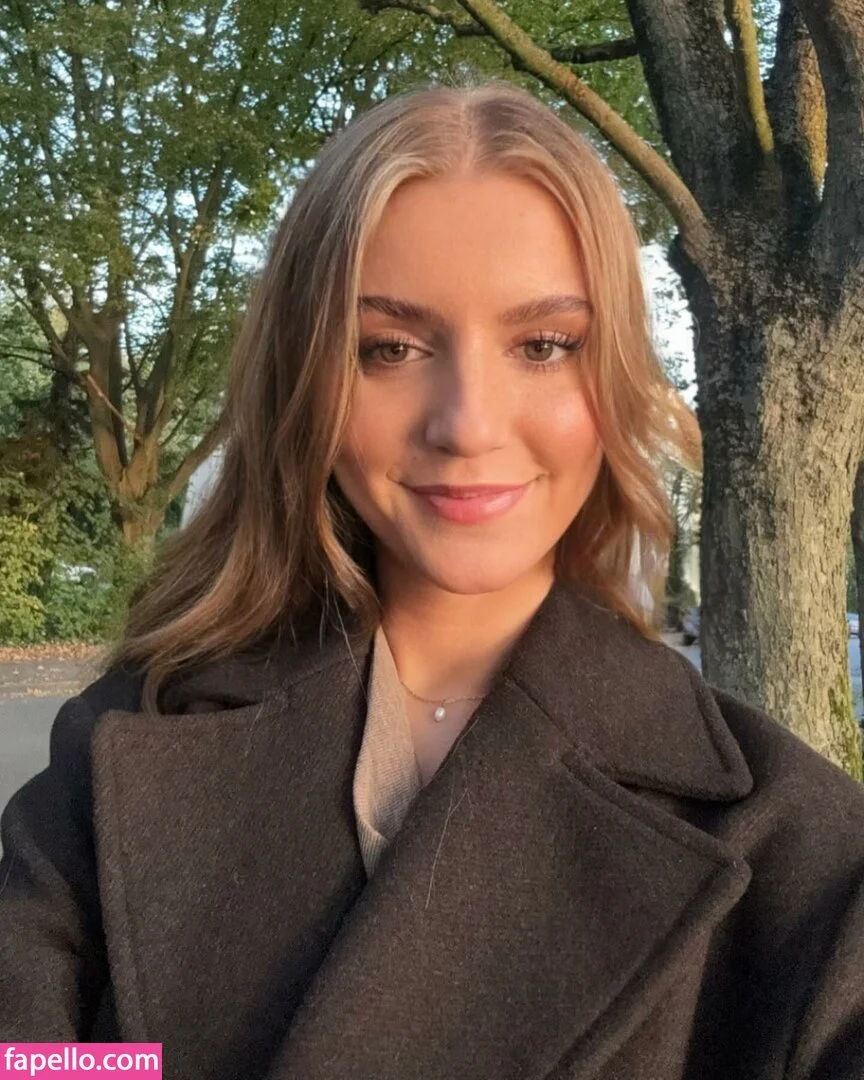 ichbinanny / shainny_1 Onlyfans Photo Gallery 