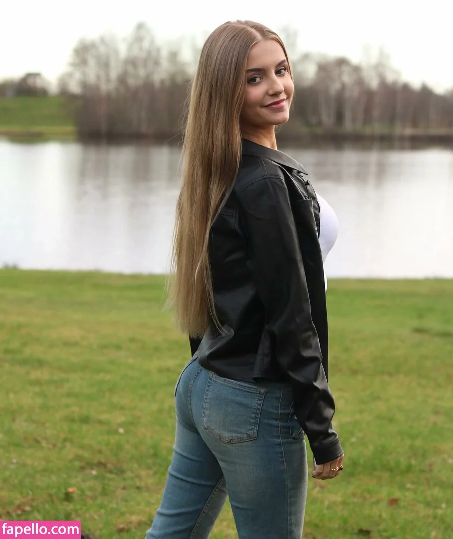 ichbinanny / shainny_1 Onlyfans Photo Gallery 