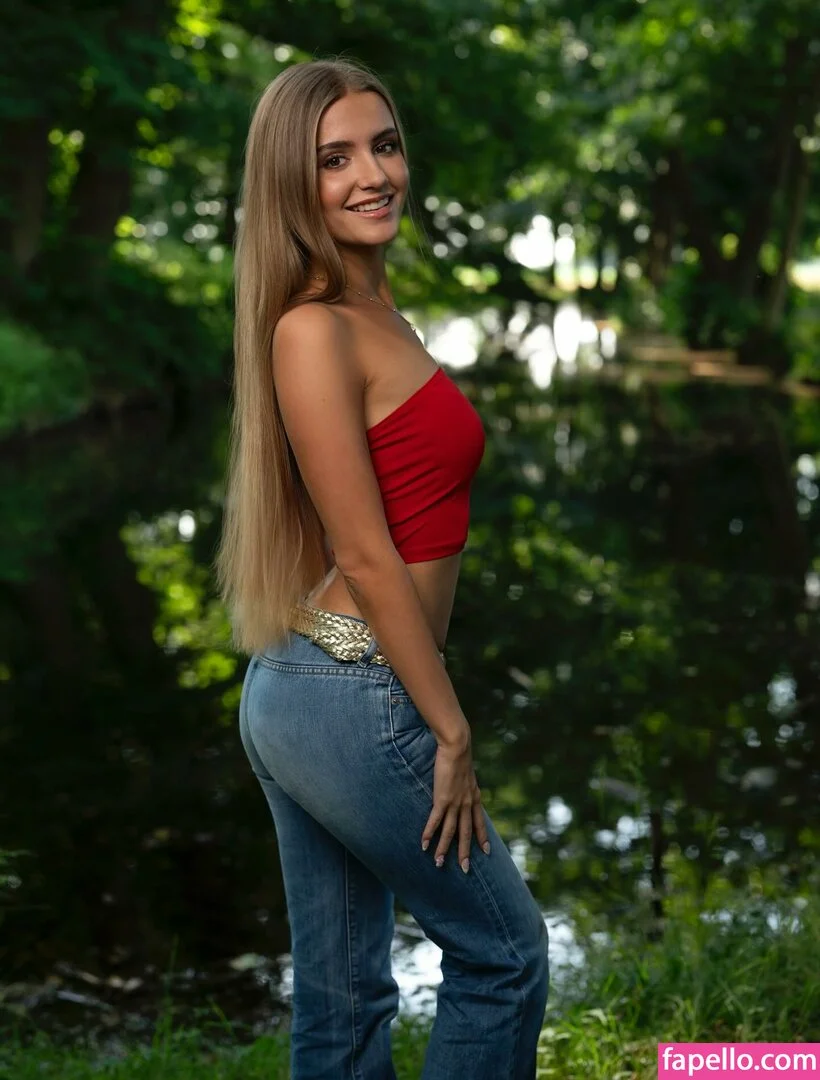 ichbinanny / shainny_1 Onlyfans Photo Gallery 