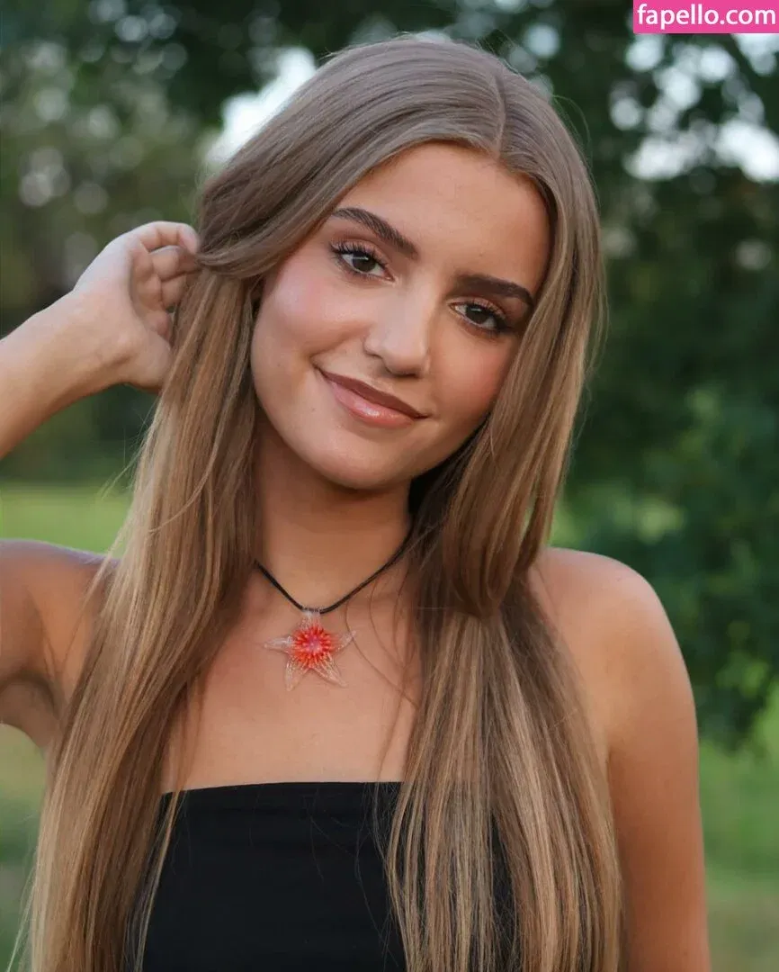 ichbinanny / shainny_1 Onlyfans Photo Gallery 