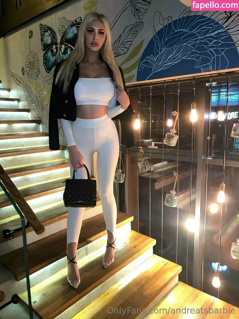 andreabarbiiee / andreatsbarbie Onlyfans Photo Gallery 