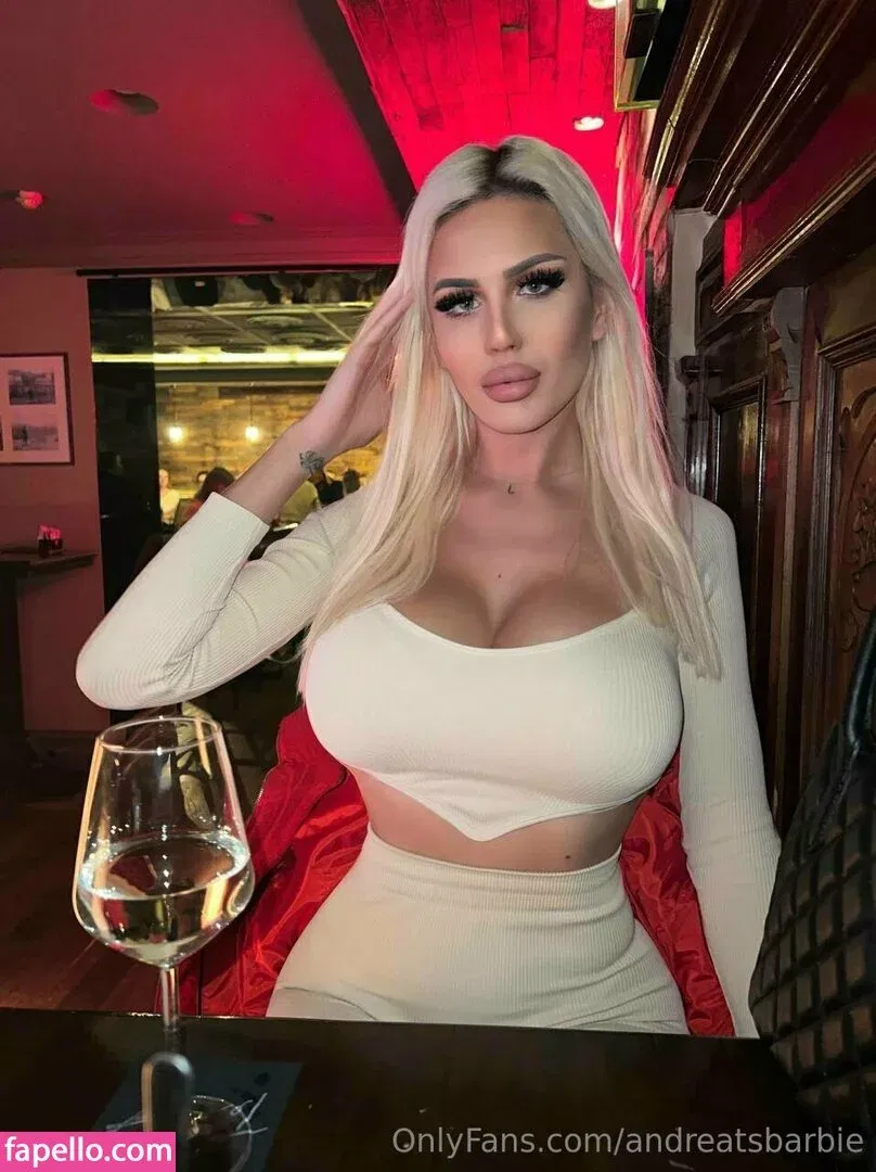 andreabarbiiee / andreatsbarbie Onlyfans Photo Gallery 