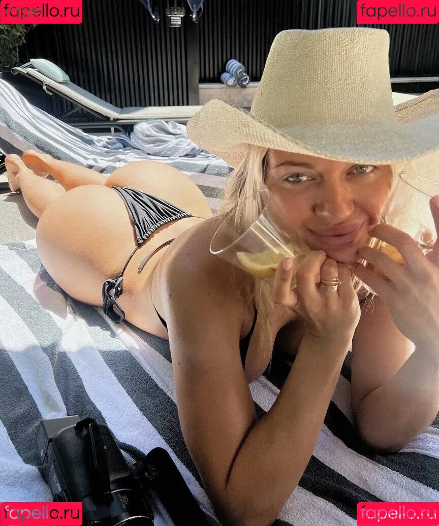Erna Husko / ernahusko / ernahuskoo Onlyfans Photo Gallery 