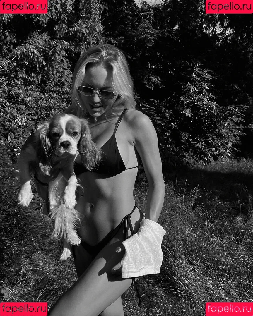 Erna Husko / ernahusko / ernahuskoo Onlyfans Photo Gallery 