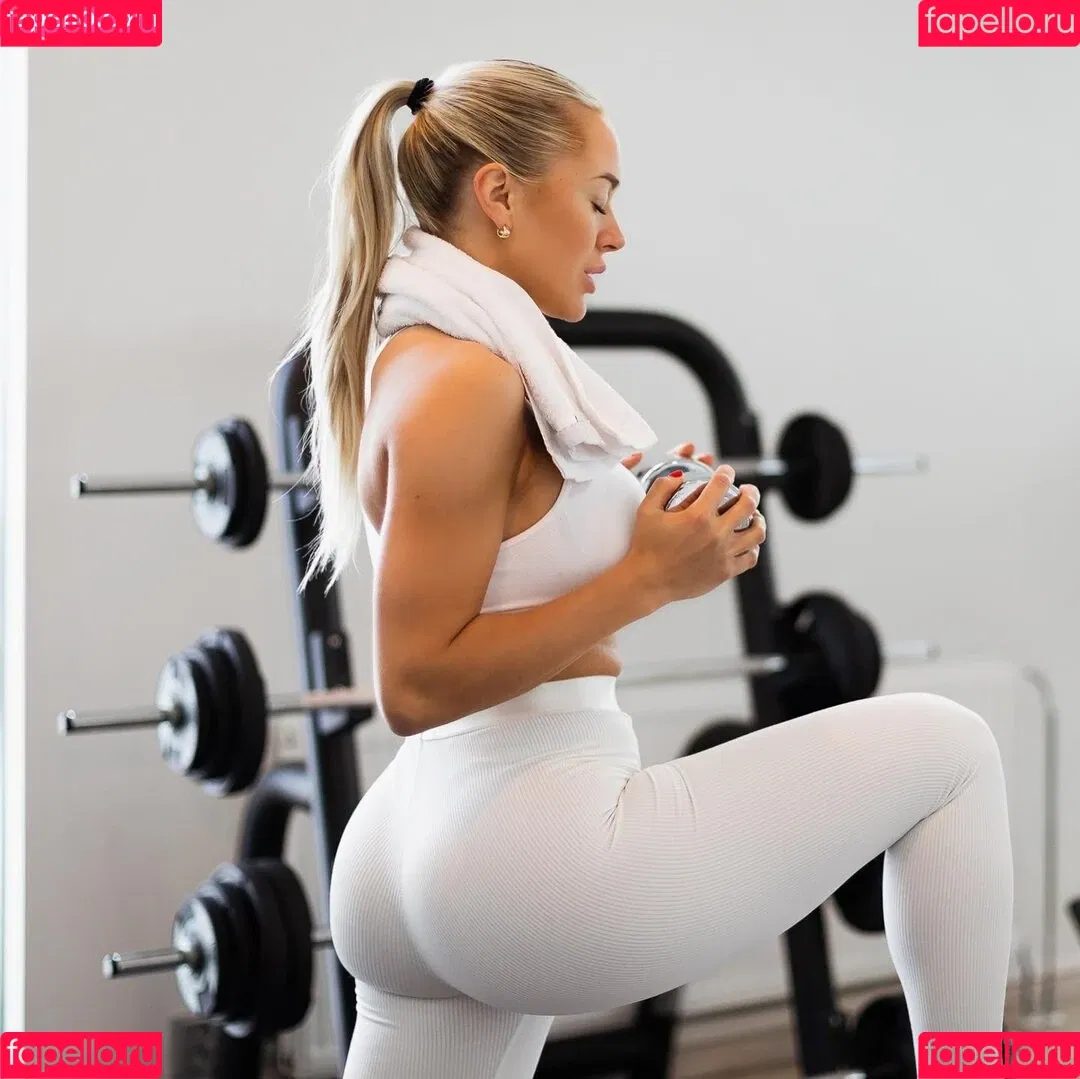 Erna Husko / ernahusko / ernahuskoo Onlyfans Photo Gallery 