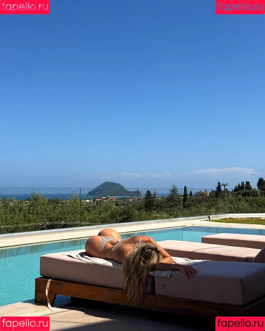 Erna Husko / ernahusko / ernahuskoo Onlyfans Photo Gallery 