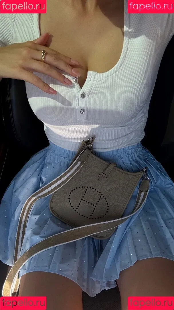 voronina_model Onlyfans Photo Gallery 