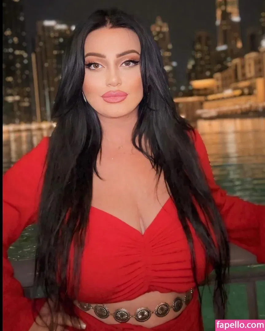 Shofi / sofi_sofa Onlyfans Photo Gallery 