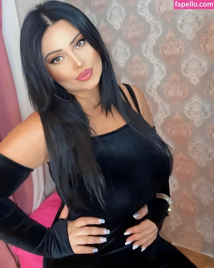 Shofi / sofi_sofa Onlyfans Photo Gallery 