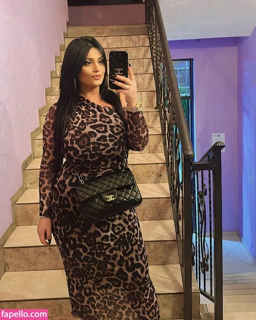 Shofi / sofi_sofa Onlyfans Photo Gallery 