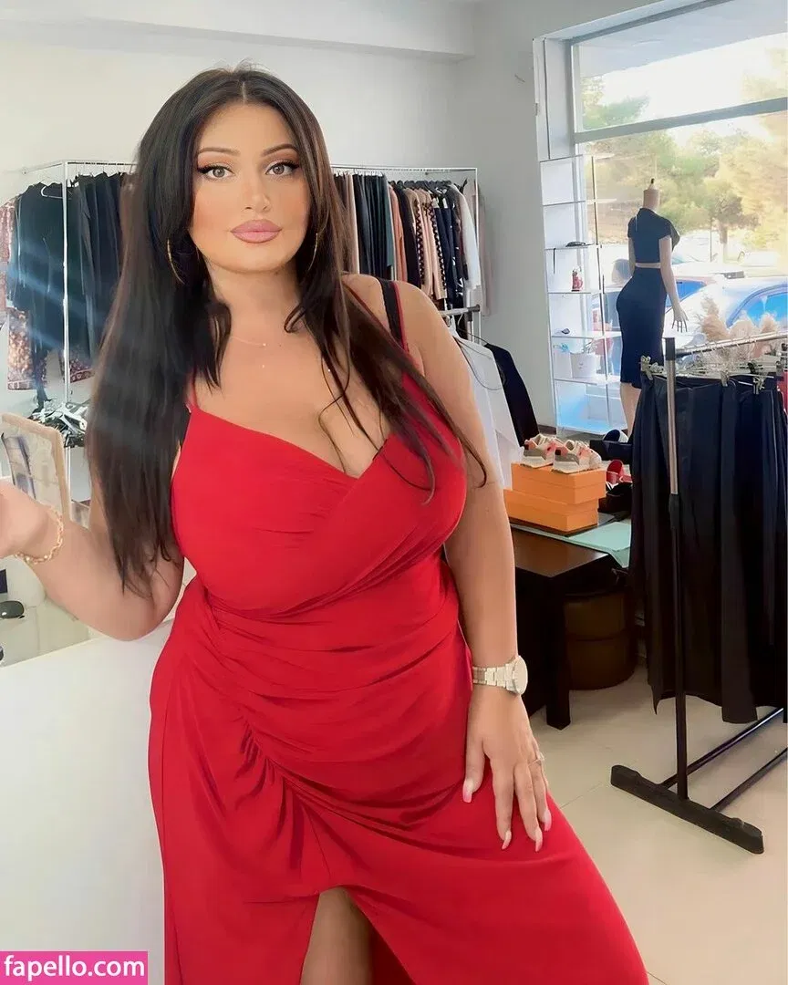 Shofi / sofi_sofa Onlyfans Photo Gallery 