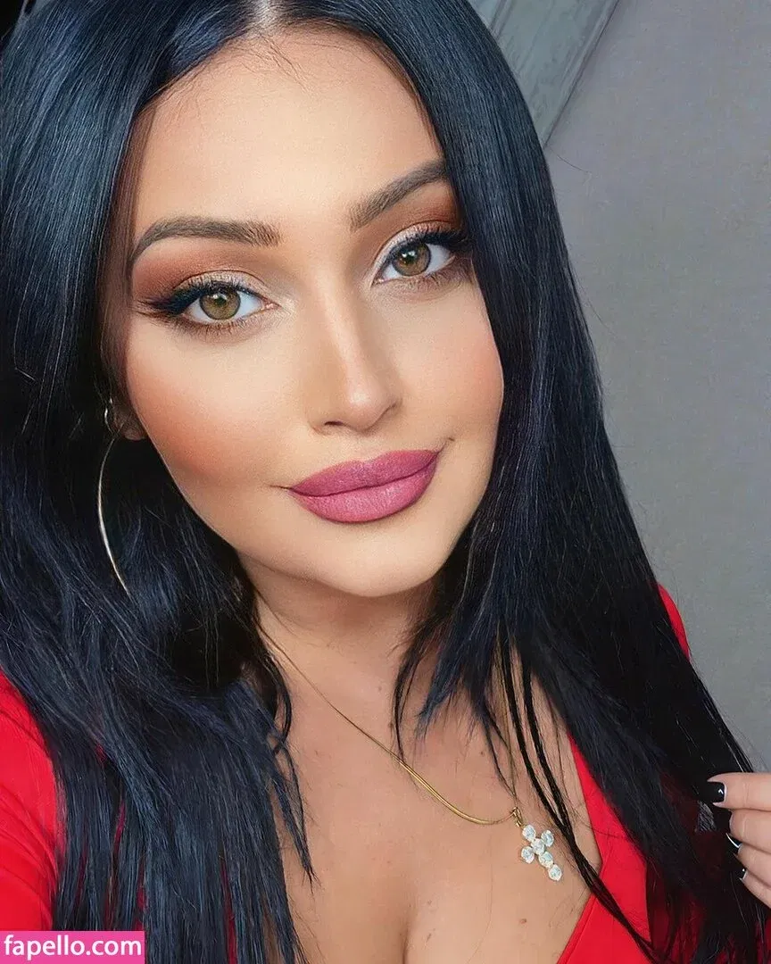 Shofi / sofi_sofa Onlyfans Photo Gallery 