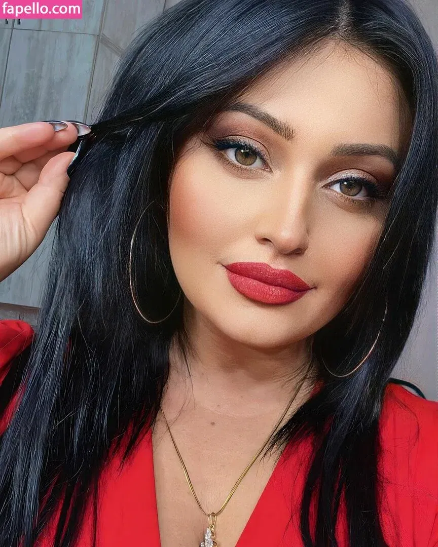 Shofi / sofi_sofa Onlyfans Photo Gallery 