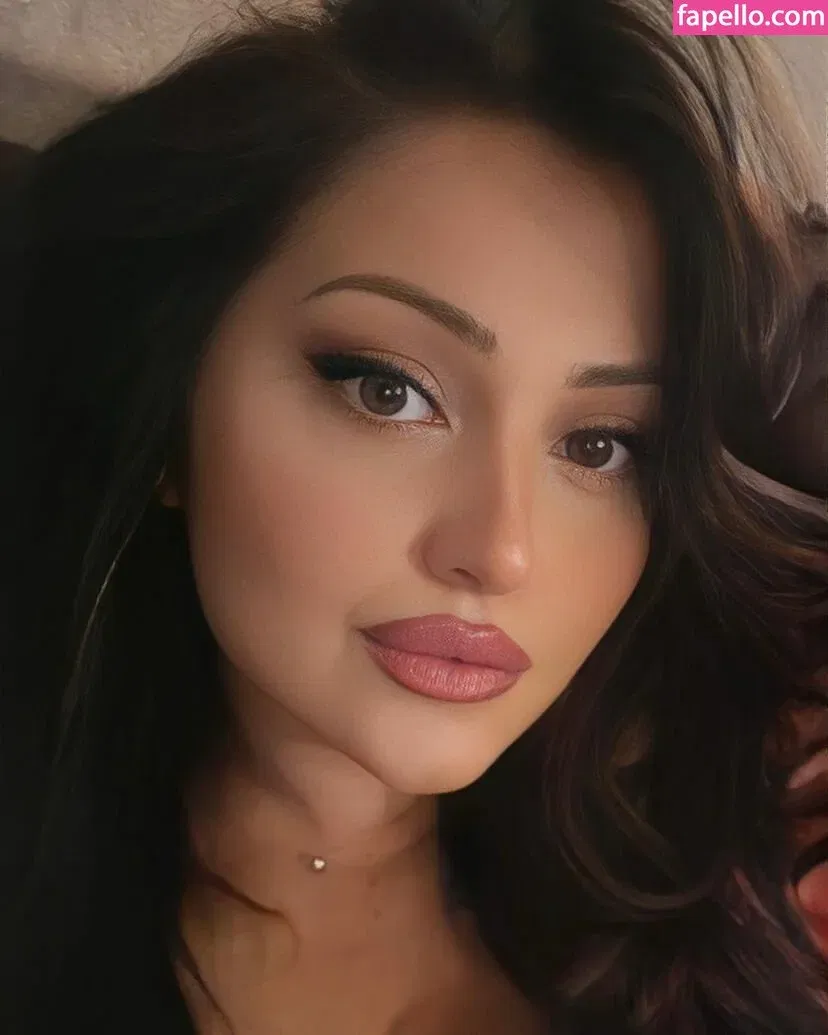 Shofi / sofi_sofa Onlyfans Photo Gallery 