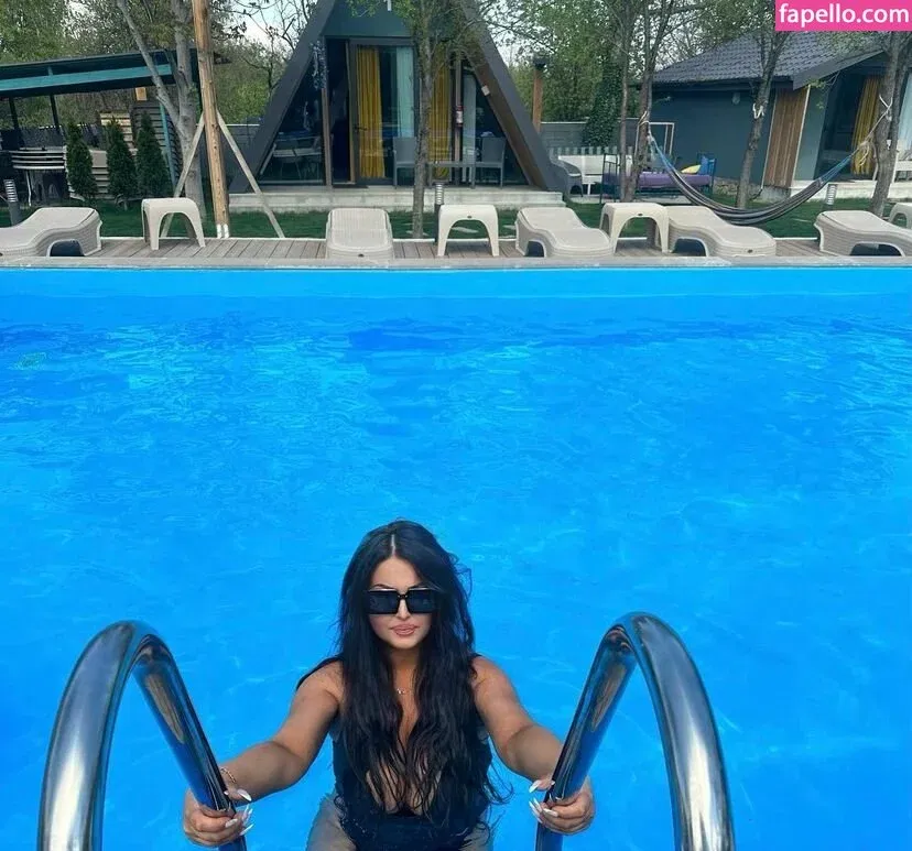 Shofi / sofi_sofa Onlyfans Photo Gallery 