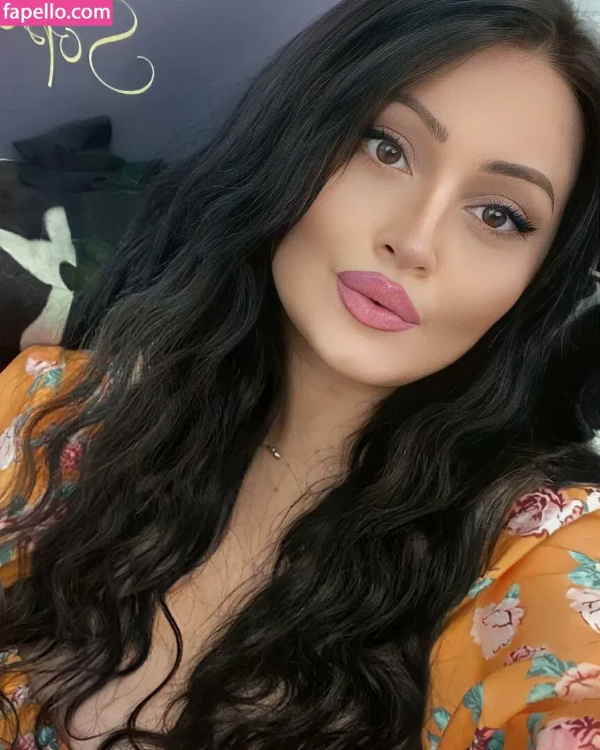 Shofi / sofi_sofa Onlyfans Photo Gallery 