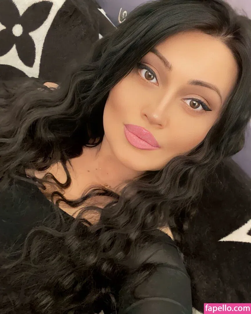 Shofi / sofi_sofa Onlyfans Photo Gallery 