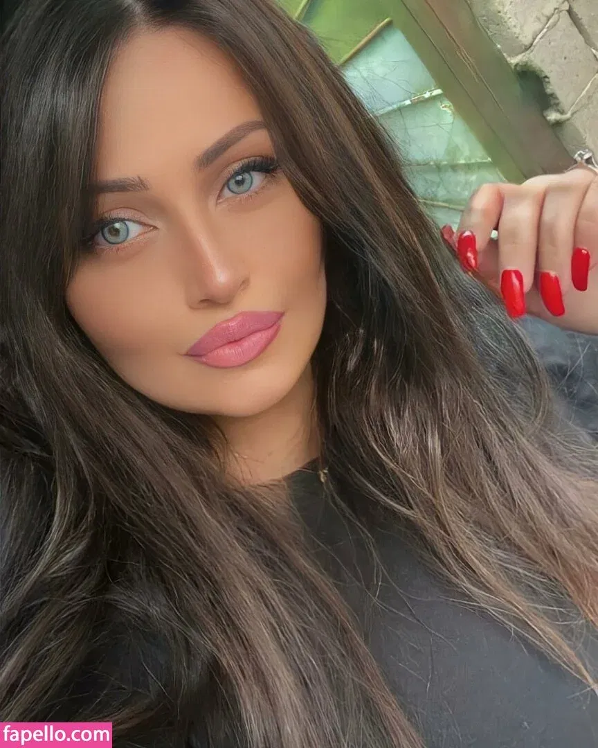 Shofi / sofi_sofa Onlyfans Photo Gallery 