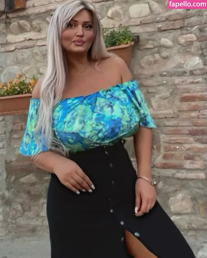 Shofi / sofi_sofa Onlyfans Photo Gallery 