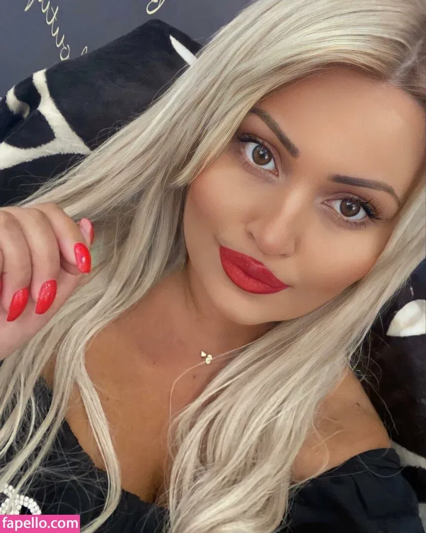 Shofi / sofi_sofa Onlyfans Photo Gallery 