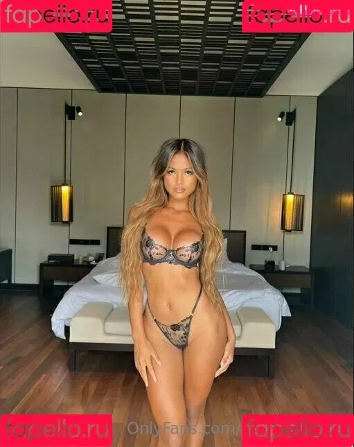 nefer_titi_xxx / nefertiti_2u Onlyfans Photo Gallery 