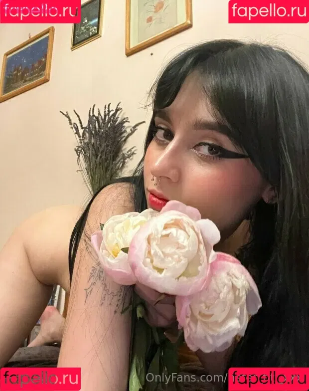 nefer_titi_xxx / nefertiti_2u Onlyfans Photo Gallery 