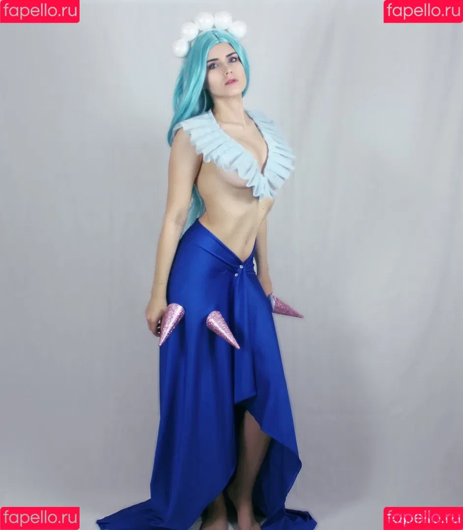 Adeline Frost / adelinefrost / frostadeline Onlyfans Photo Gallery 