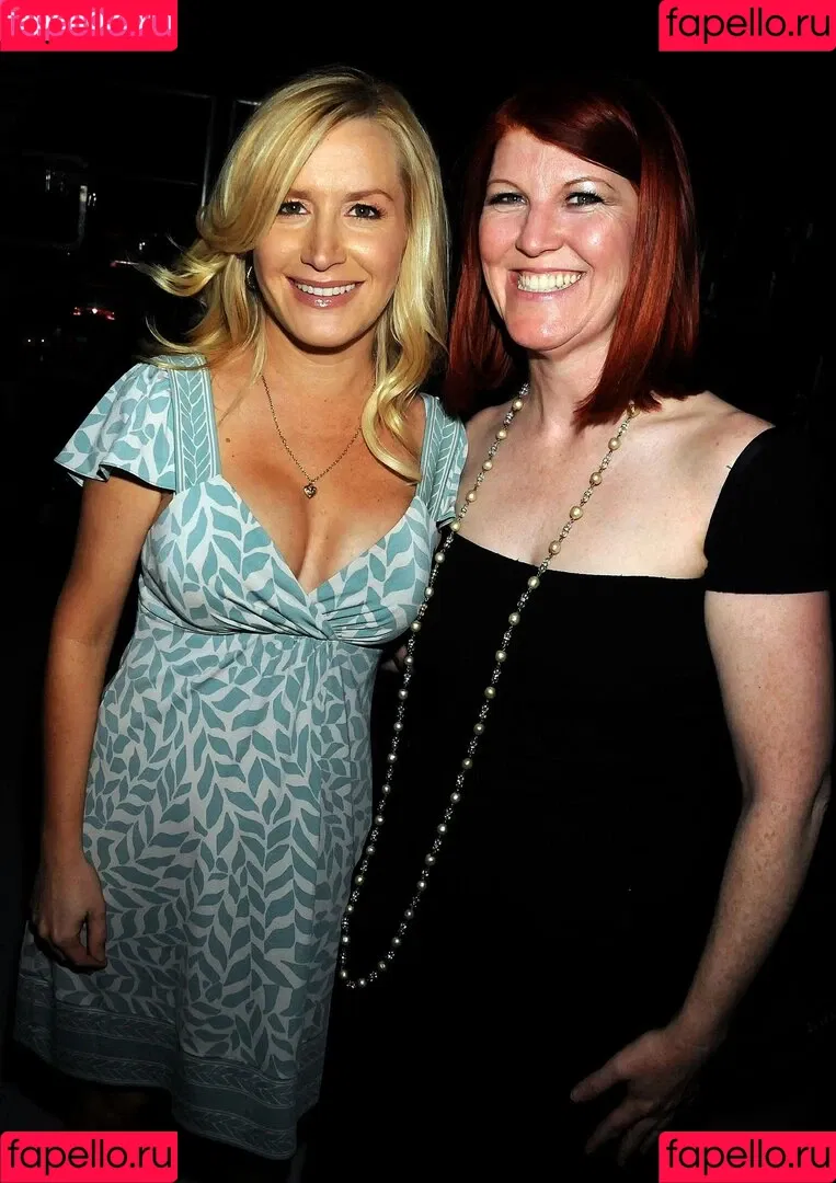 Angela Kinsey / angelakinsey Onlyfans Photo Gallery 