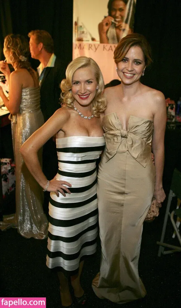 Angela Kinsey / angelakinsey Onlyfans Photo Gallery 