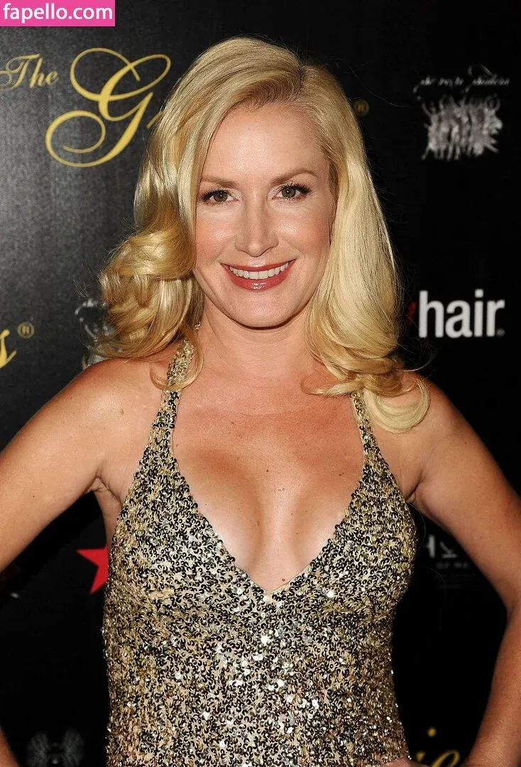 Angela Kinsey / angelakinsey Onlyfans Photo Gallery 