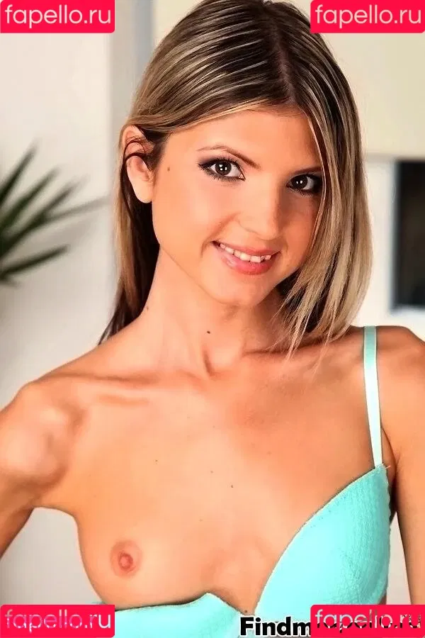 Gina Gerson / gina_gerson / valentina_ginagerson_official Onlyfans Photo Gallery 