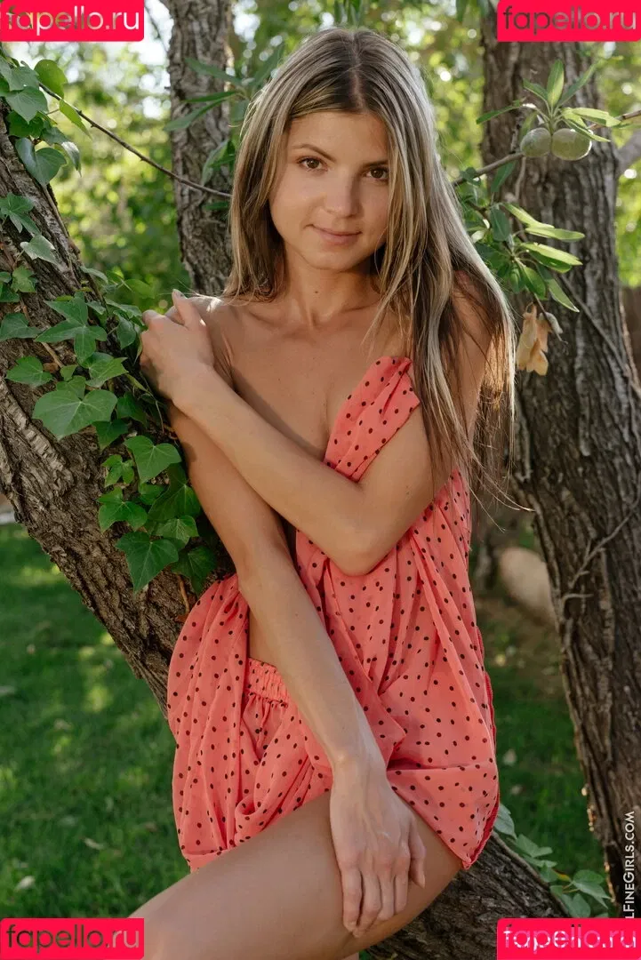 Gina Gerson / gina_gerson / valentina_ginagerson_official Onlyfans Photo Gallery 