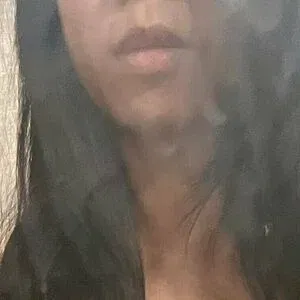 myshyasianwife Onlyfans Photo Gallery 