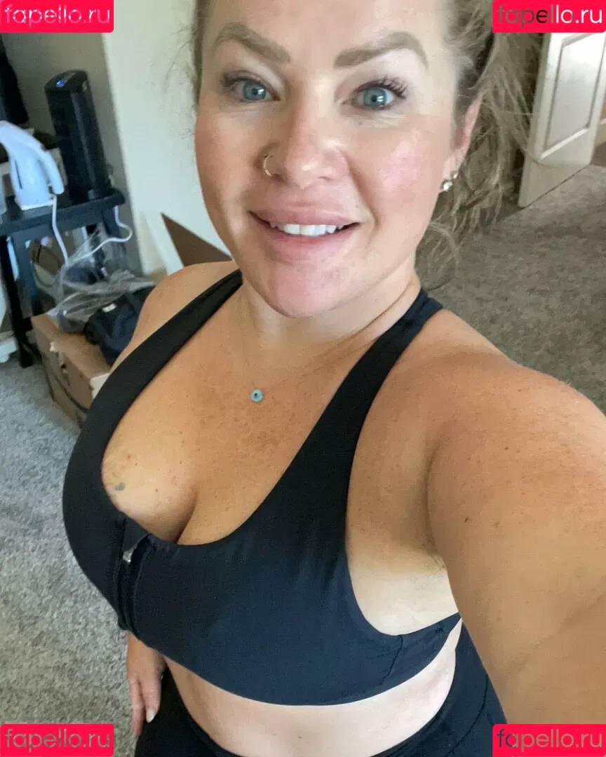 ndesmond143_2 / notyouraverage Onlyfans Photo Gallery 