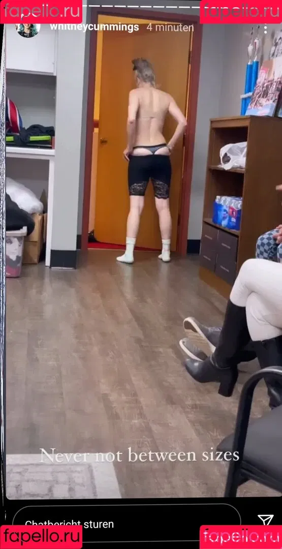 Whitney Cummings / whitneycummings Onlyfans Photo Gallery 