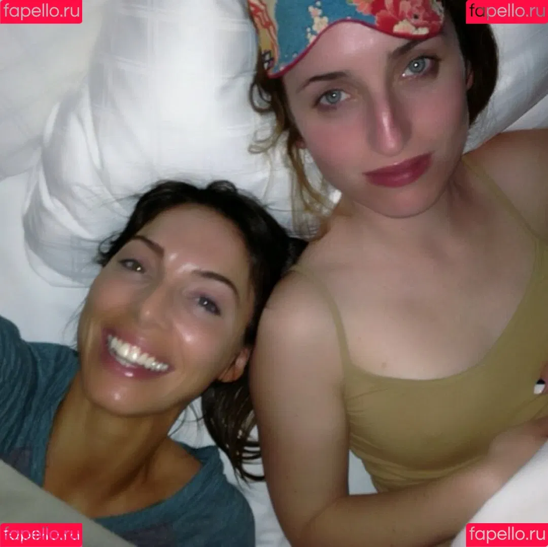 Whitney Cummings / whitneycummings Onlyfans Photo Gallery 