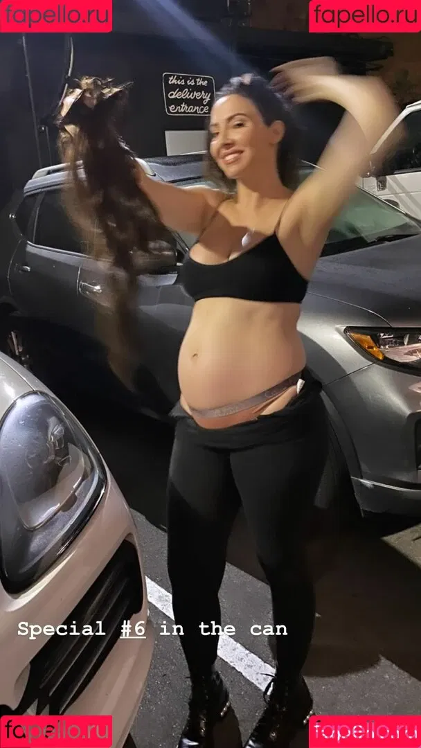 Whitney Cummings / whitneycummings Onlyfans Photo Gallery 