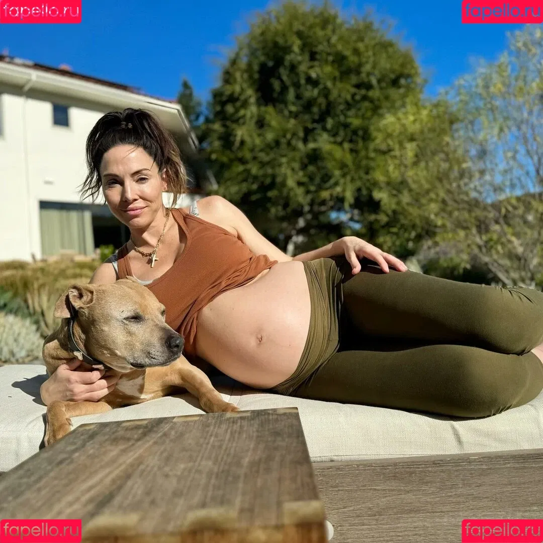 Whitney Cummings / whitneycummings Onlyfans Photo Gallery 