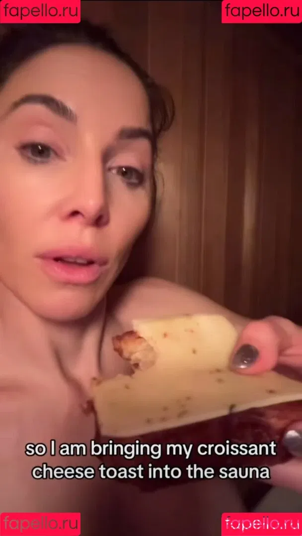 Whitney Cummings / whitneycummings Onlyfans Photo Gallery 