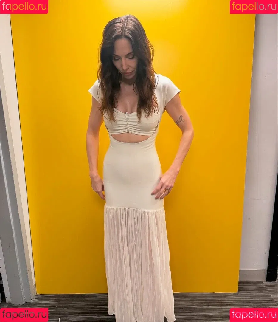 Whitney Cummings / whitneycummings Onlyfans Photo Gallery 
