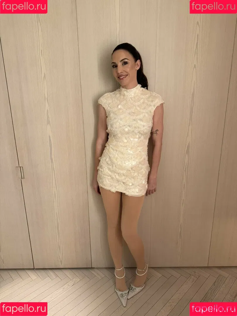 Whitney Cummings / whitneycummings Onlyfans Photo Gallery 