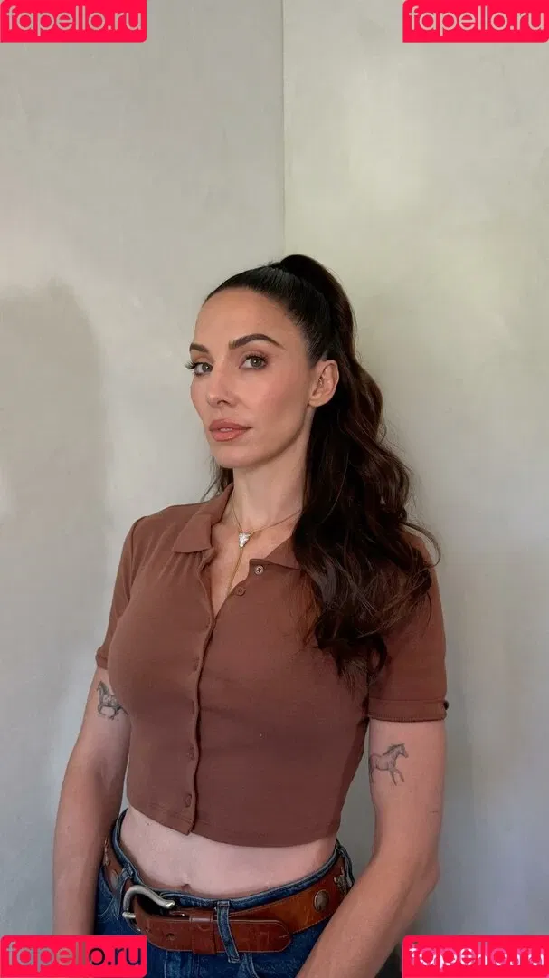 Whitney Cummings / whitneycummings Onlyfans Photo Gallery 