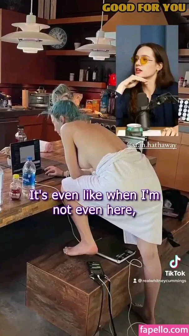 Whitney Cummings / whitneycummings Onlyfans Photo Gallery 