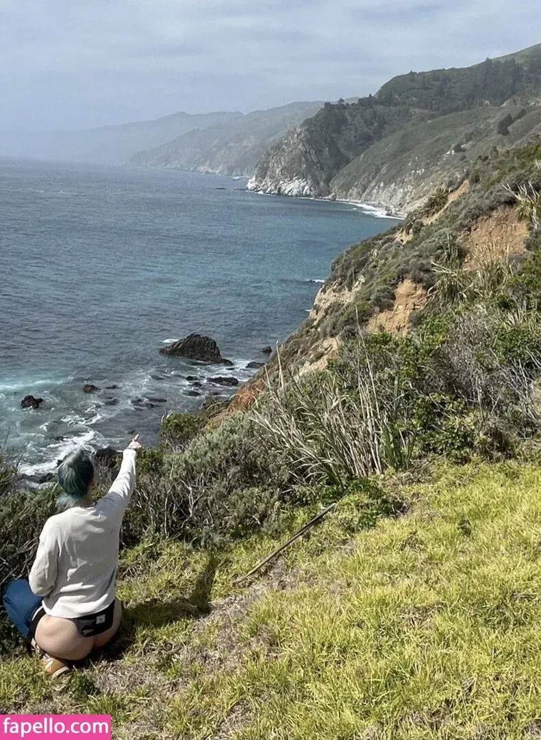 Whitney Cummings / whitneycummings Onlyfans Photo Gallery 