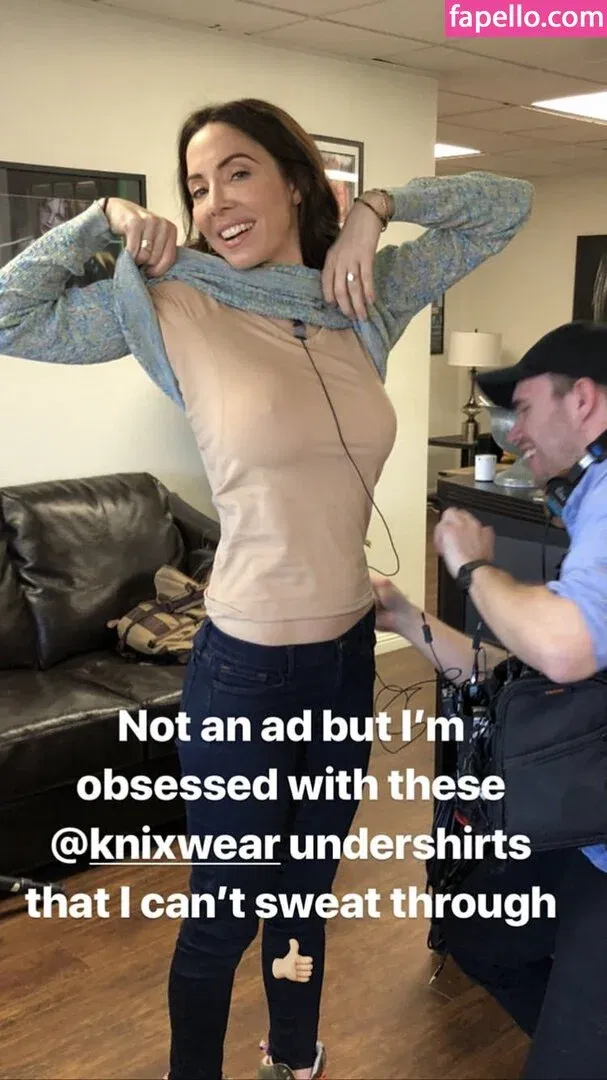 Whitney Cummings / whitneycummings Onlyfans Photo Gallery 