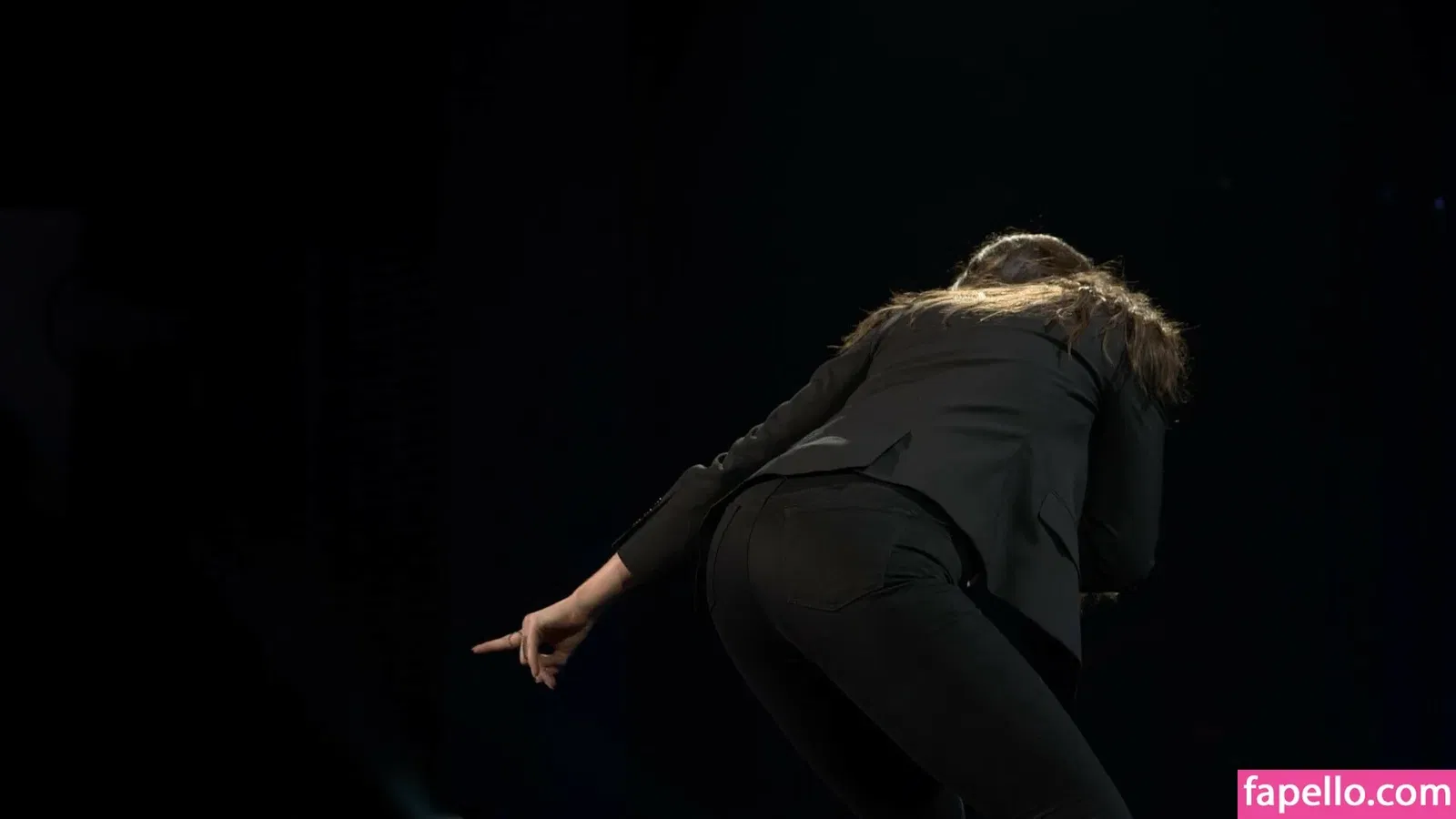 Whitney Cummings / whitneycummings Onlyfans Photo Gallery 