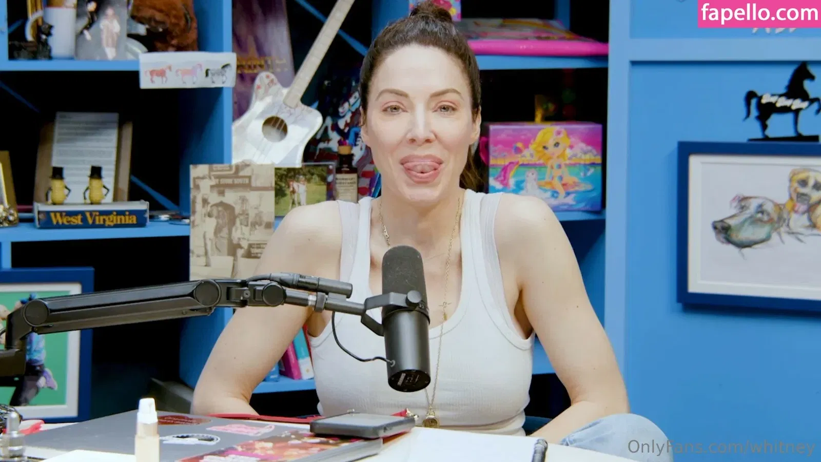 Whitney Cummings / whitneycummings Onlyfans Photo Gallery 