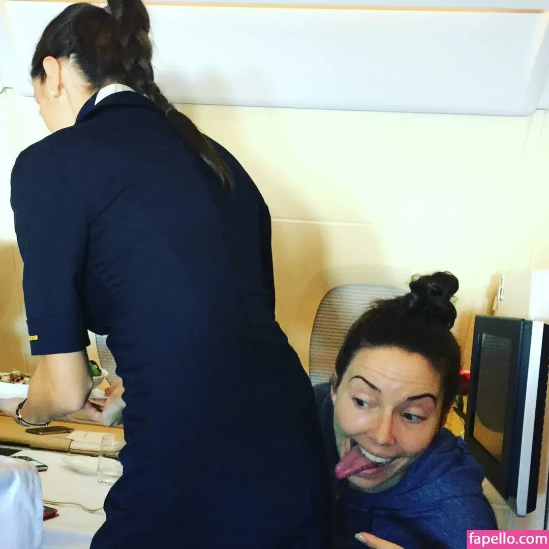 Whitney Cummings / whitneycummings Onlyfans Photo Gallery 