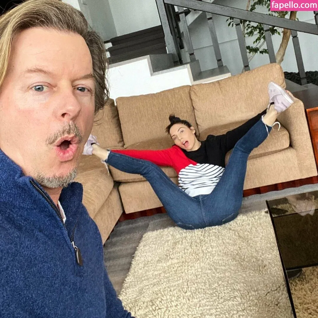 Whitney Cummings / whitneycummings Onlyfans Photo Gallery 